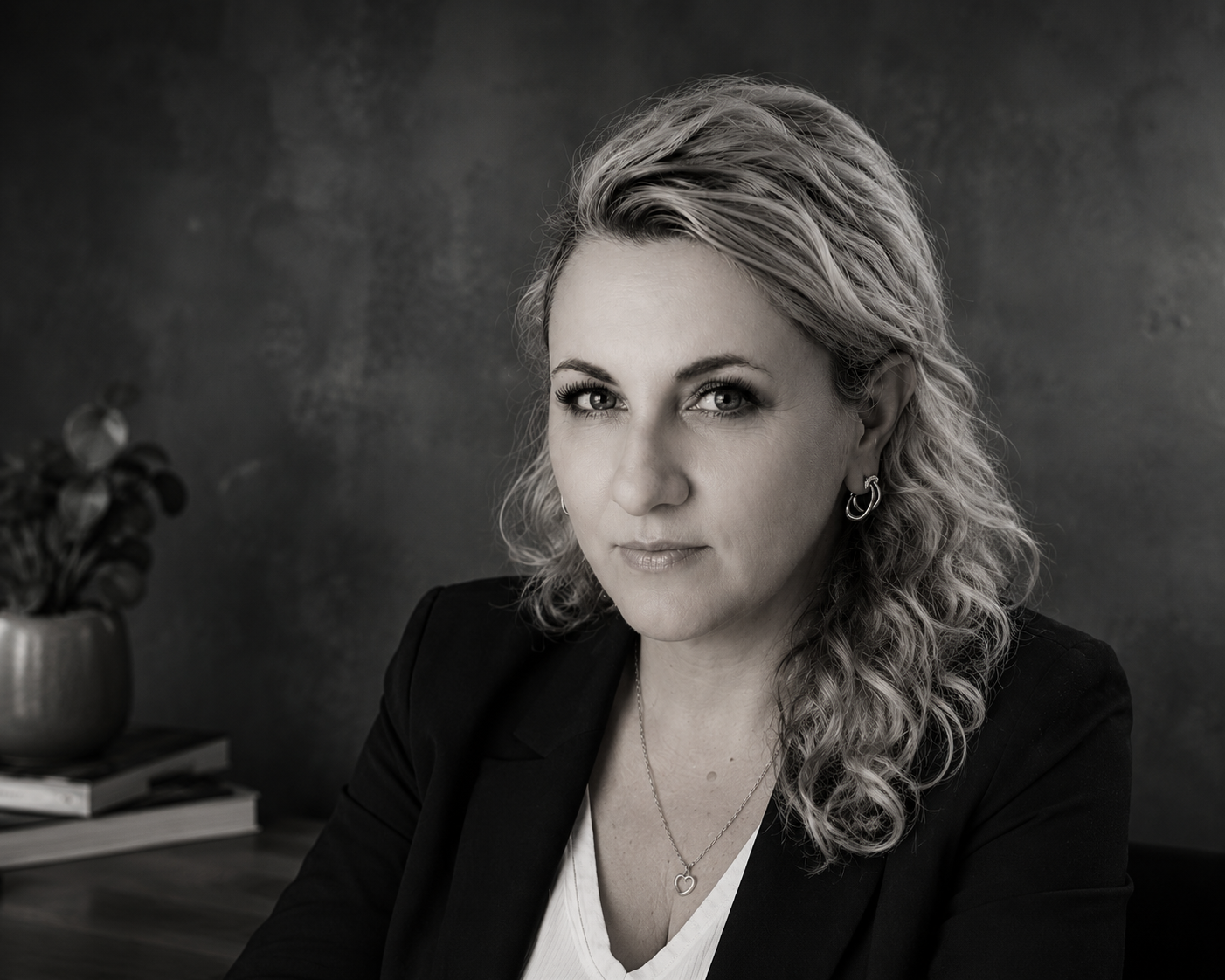 Nicoleta, founder of Florens Media